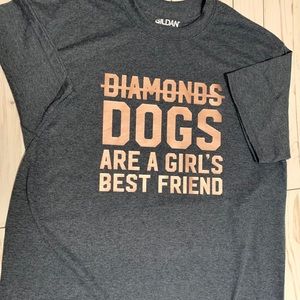 🐶DOGS ARE A GIRLS BEST FRIEND Tshirt